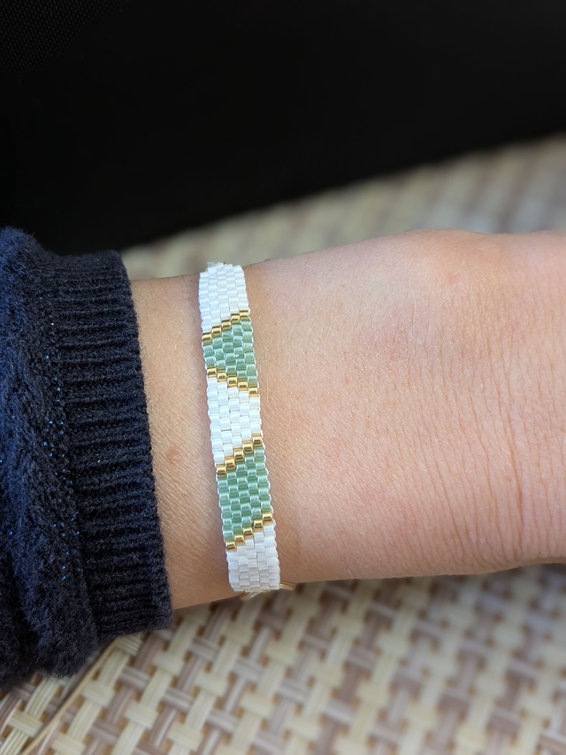 11- Bracelet cordon mini manchette