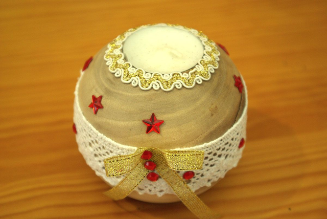 870.06-Bougie dentelle diamètre 9x7,5 cm