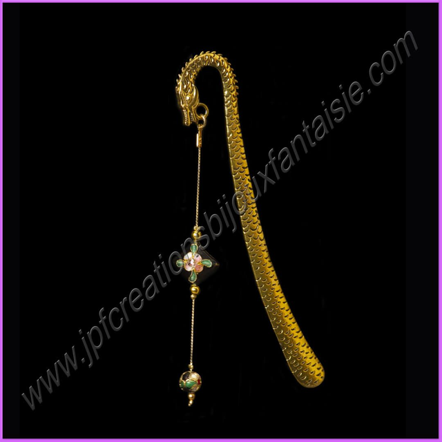 Marque-page dragon doré et perles fantaisie