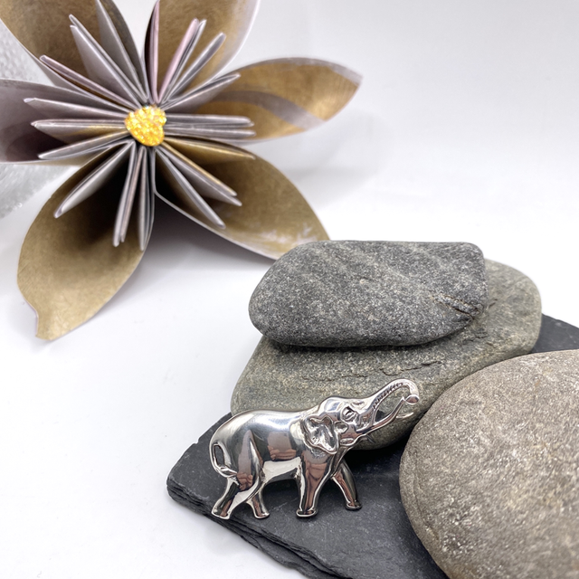REFURBISHED Sterling Silver Elephant Brooch Birmingham Hallmark