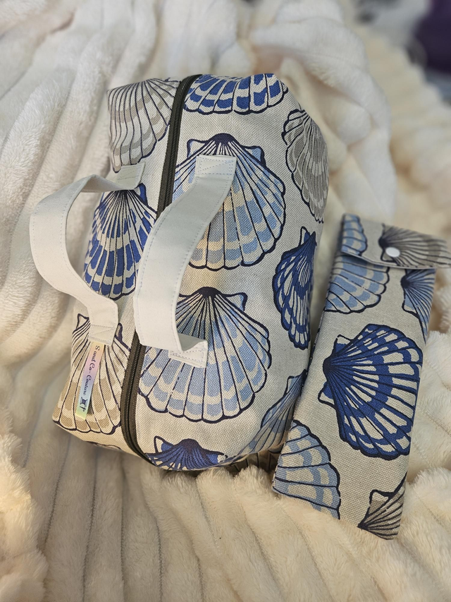 Belle trousse et Range brosse à dents "coquillages"