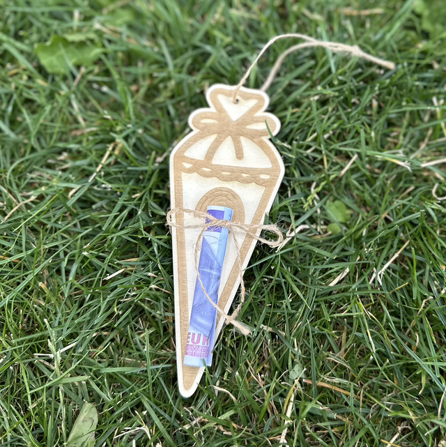 Geldgeschenk zur Einschulung – Schultüte aus Holz 🎒✨