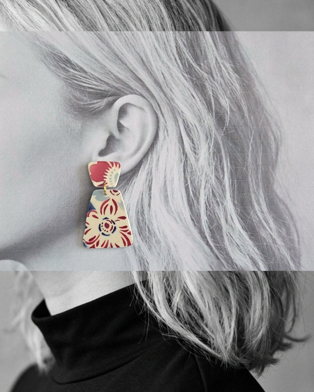 Paire de boucles d'oreilles - faïence KG Lunéville - acier inoxydable doré