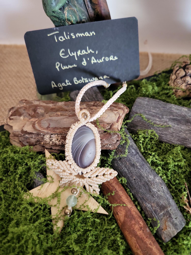 Talisman : Elyrah - Plume d'Aurore