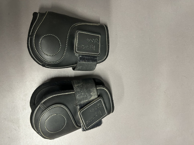 Protège-boulets Eric Thomas noir 