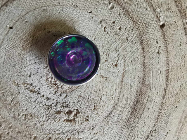 Paillettes violettes