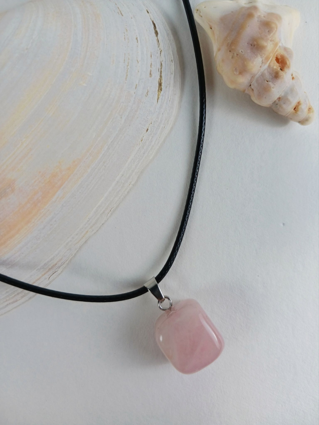 Collection Kubix : quartz rose + collier - pièce 19 -