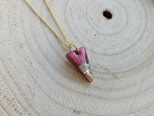 Burgundy Love (P055)