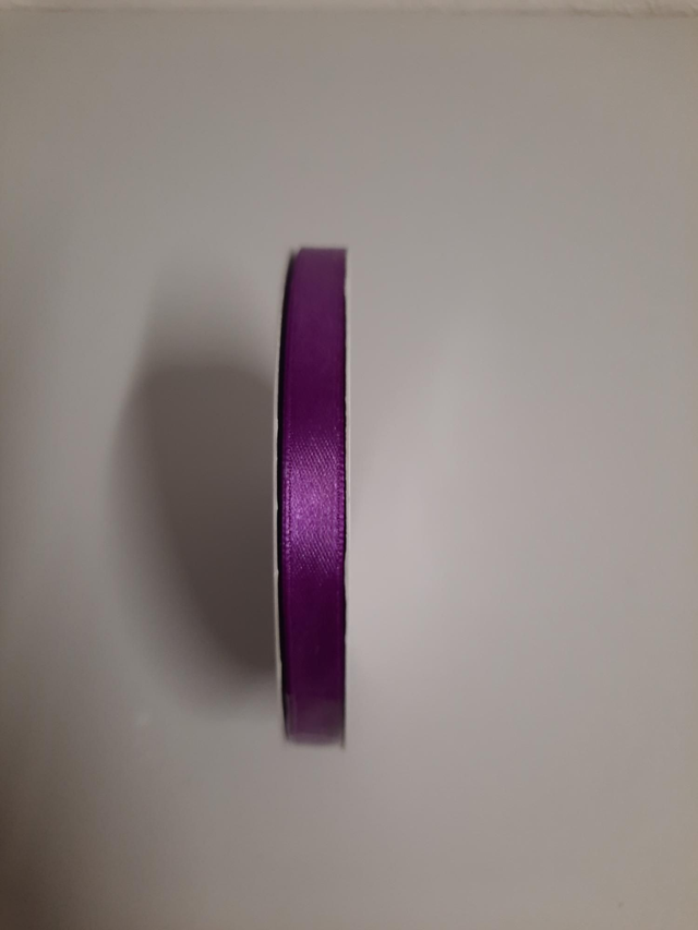 Ruban violet neuf 