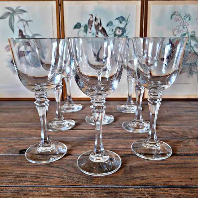 Verres à vin ou eau, cristal vintage, jambe travaillée (lot de 8)