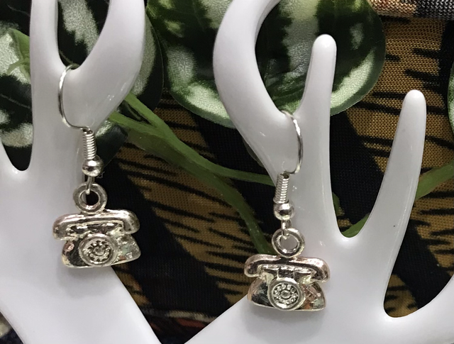 Silver Dangling Earrings- SDE98