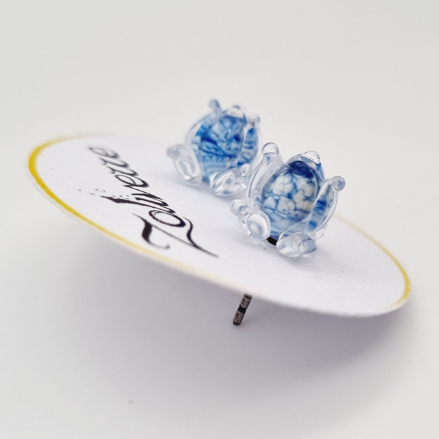 Puces d&#039;oreilles - Clochettes bleues marbrées ivoire