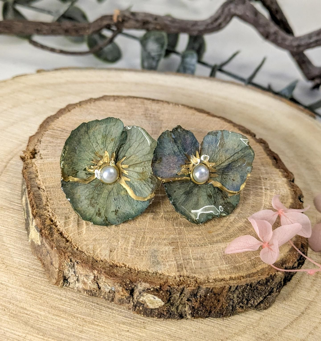 Pendientes de hortensias vintage pequeños 