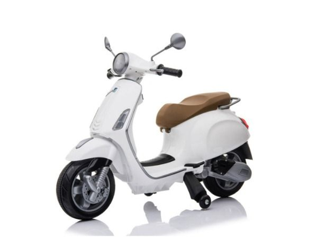 GIOCHI GARDEN , VESPA PRIMAVERA ELETTRICA 12 V BIANCA 