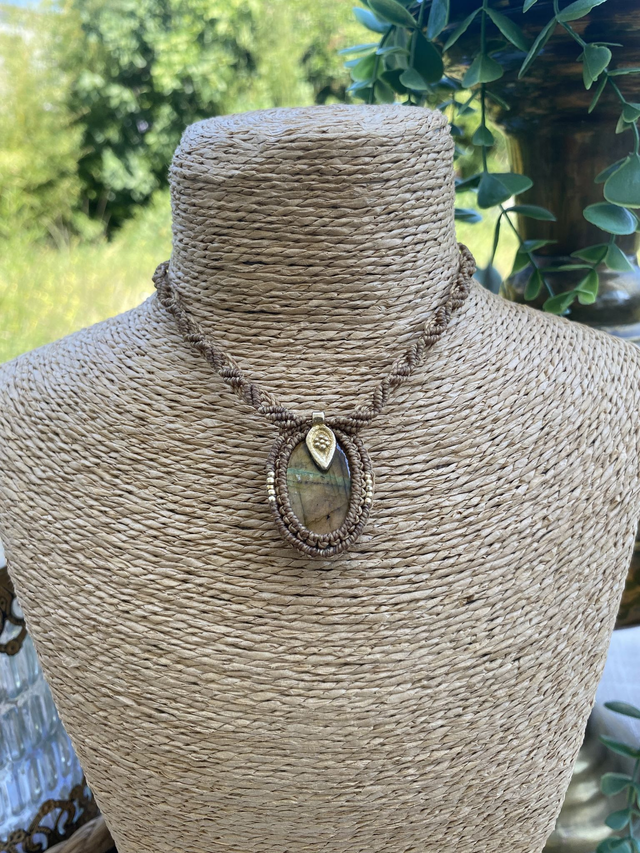 Collier UNIQUE- LABRADORITE 