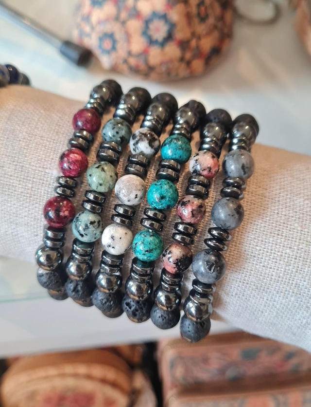 Bracelet élastique pierres hématite et lave + pierres jaspe/labradorite