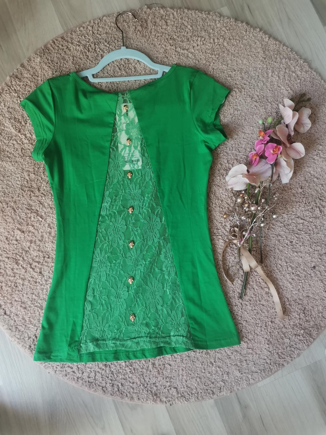 Tee shirt dos dentelle