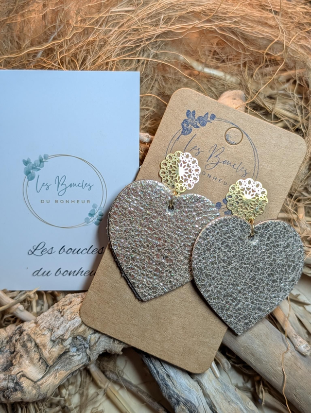 Boucles d'oreilles coeur ❤️ doré crème c2010