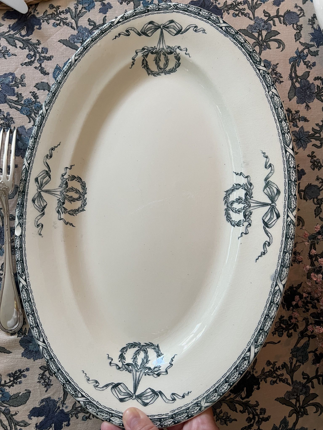 MONTHOLON - Grand Plat Ovale manufacture des Salins - Terre de Fer