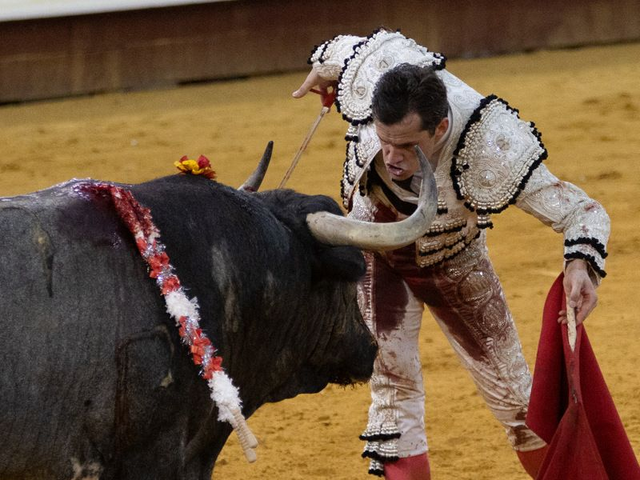 DANIEL LUQUE ENCERRONA III