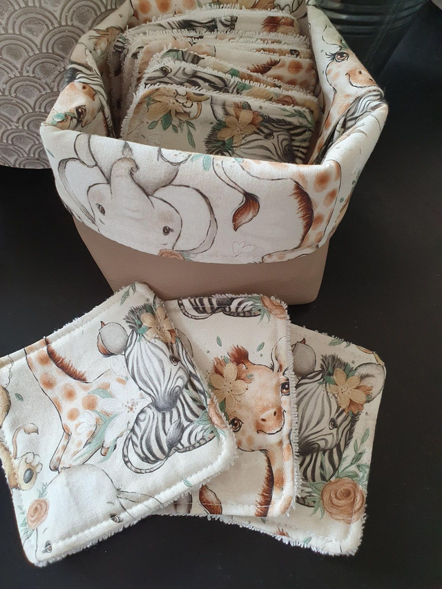 panière et lingettes