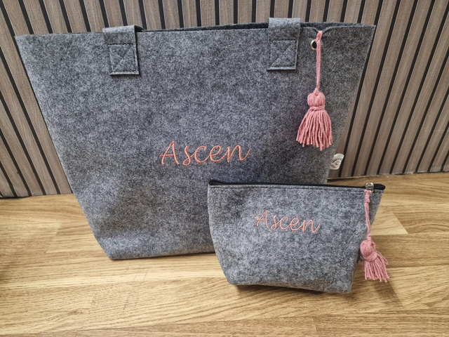 BOLSO Y NECESER FIELTRO BORDADO