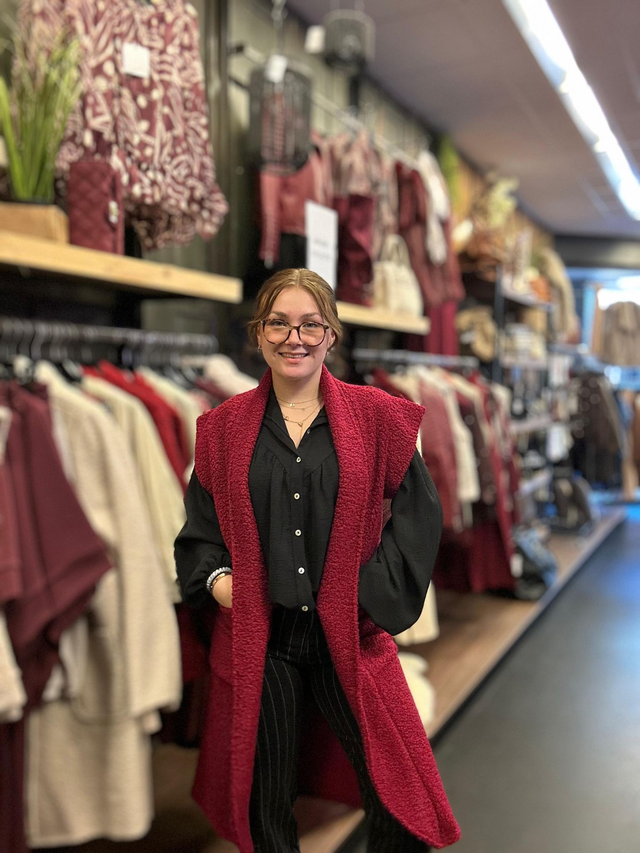 Gilet lang bouclé bordeaux