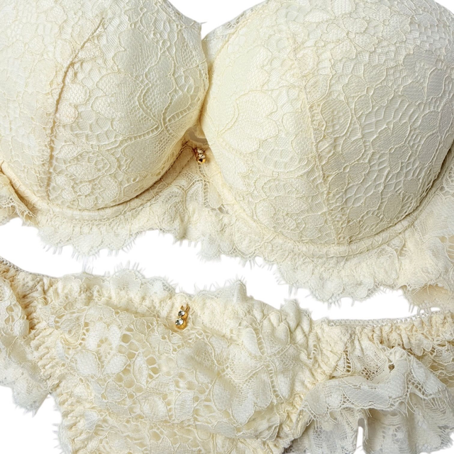 Cream/ butter yellow lace halter style Japanese Bra + Underwear Set UK 32DD