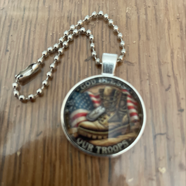 Porte clé métal boule modèle 10