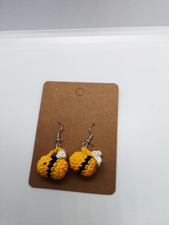 Bee earrings