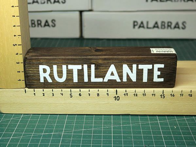 Palabra L RUTILANTE