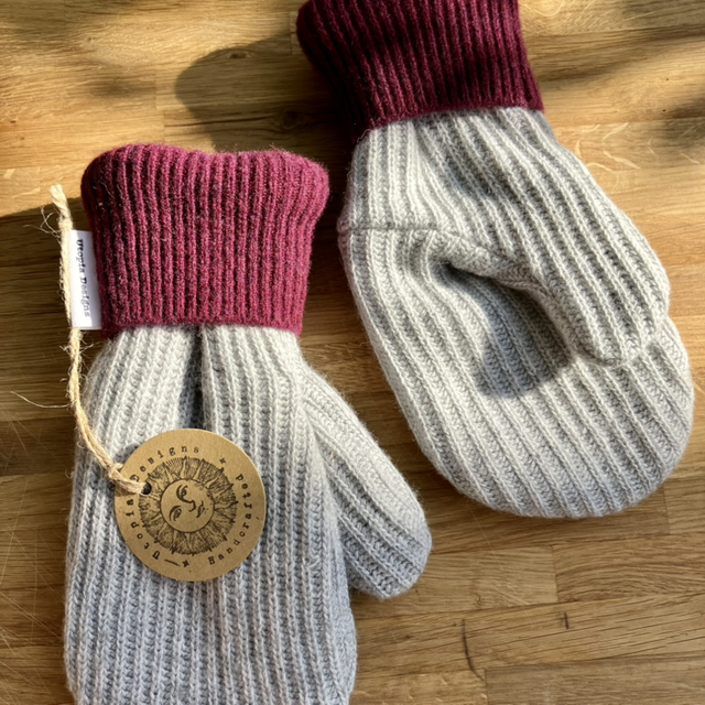 Grey & Red Mittens