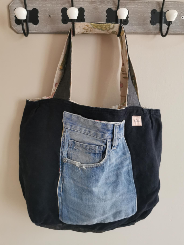 Sac réversible lin noir et jean - Pièce unique issue d'une ancienne collection 