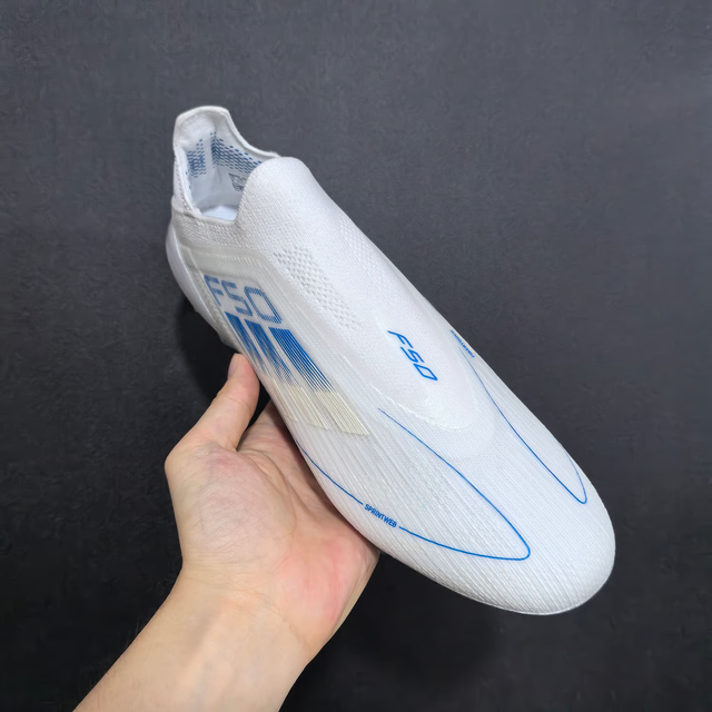 F50 ELITE - Laceless