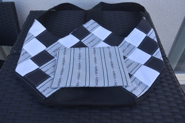 Shopper- und Badetasche Edelweiss inkl. separates Täschchen Edelweiss Silber aus Baumwolle und Baumwolle Jeansstoff