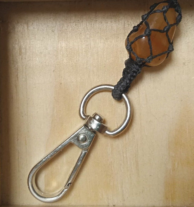 cornaline (porte clé, pendentif chien)