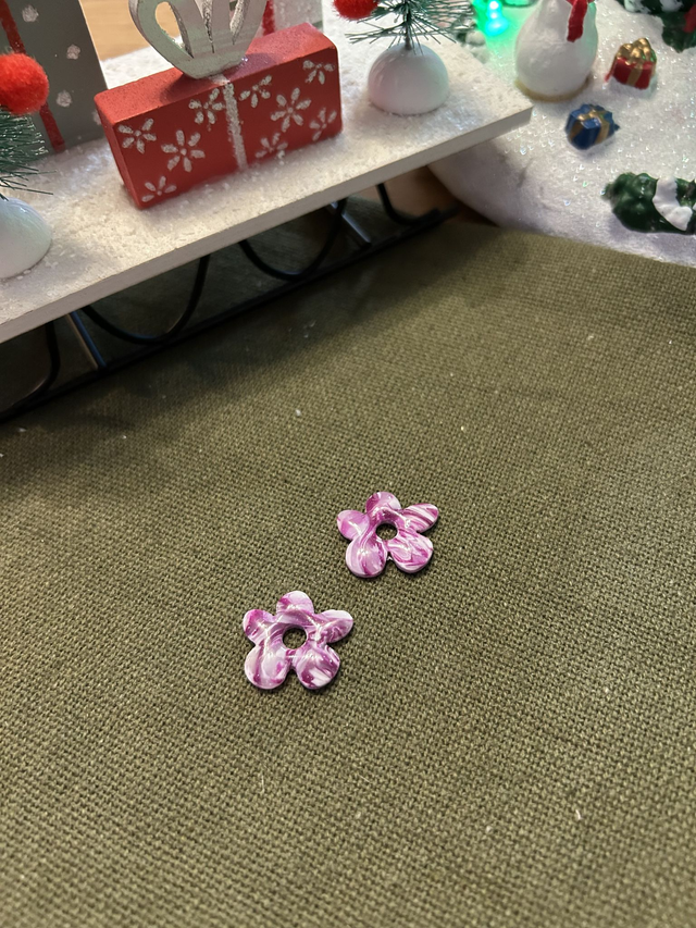 Esmée violette et nuance de blanc 