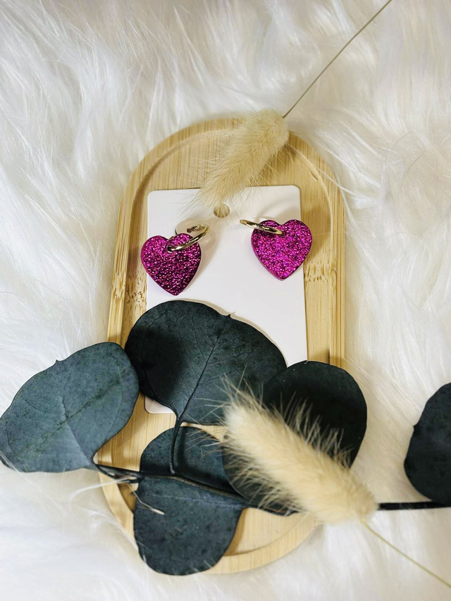 Boucles d'Oreilles Cuir recyclé - Coeurs fuchsia 