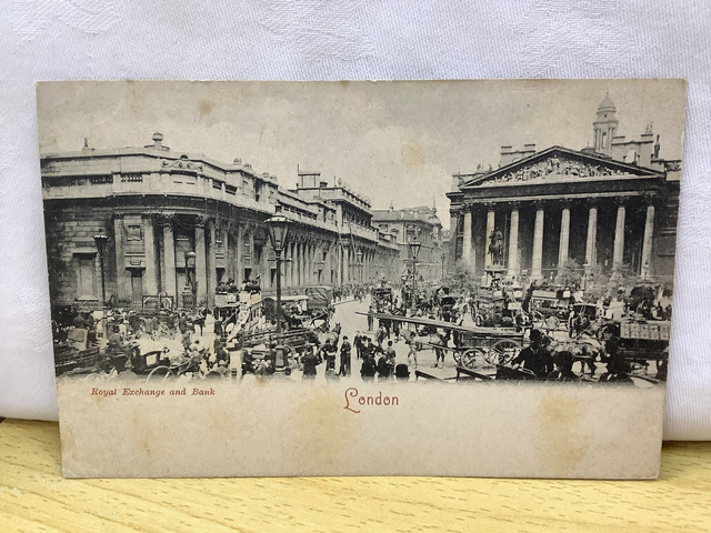 Royal Exchange and Bank London - Unbranded Postcard - Unposted card No. 9010Bg Our Ref A145 - £2.50