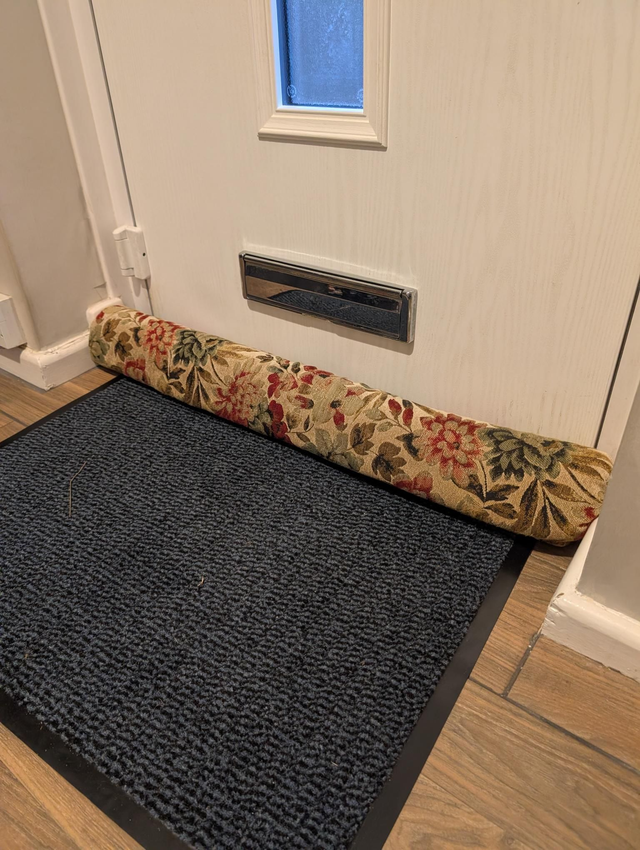 Classic draft excluder
