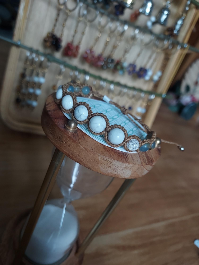 Howlite - Aragonite bleu - Cristal de Roche