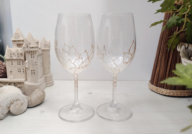 Verres à vin effet givrés - feuillages - peints à la main