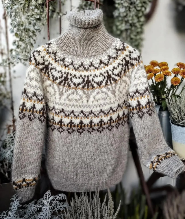 Alasuq Polar Sweater Kit - Col 06 (Light Beige &amp; Chocolate Heather) - Wool &amp; Pattern - Linka Neumann