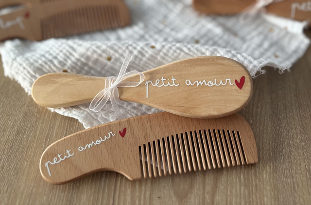 Brosse &amp; peigne en bois - Petit amour
