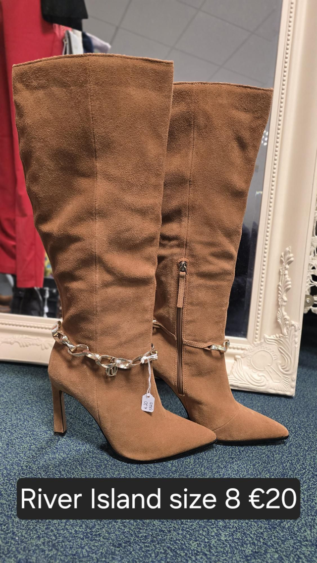 River Island 
