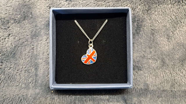 Silver Coloured Metal Union Jack Heart Necklace On A 20cm Chain.