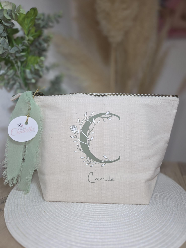 Trousse de toilette &quot;lettre florale&quot;