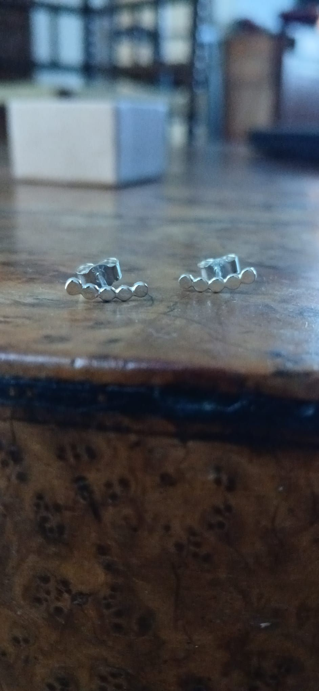 Puces d'oreilles en argent massif