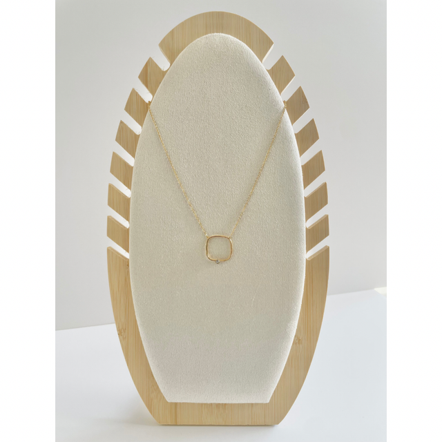 Collier EVA