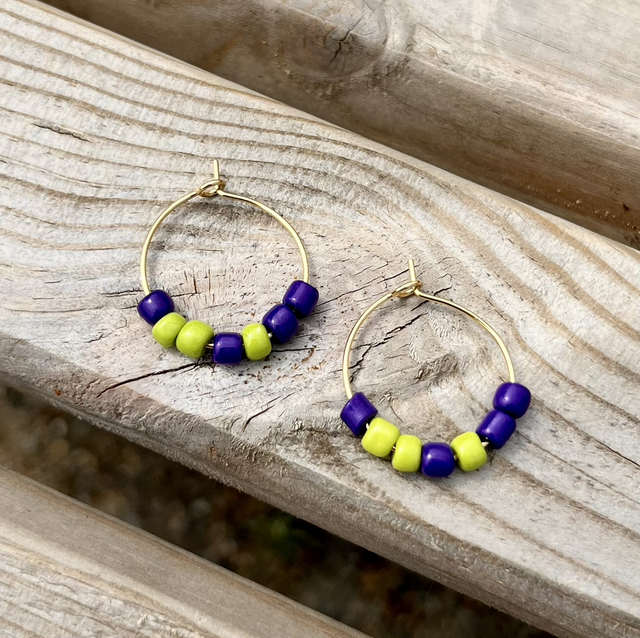 PurpleLime Hoops – Creolen in Lila und Limettengrün
